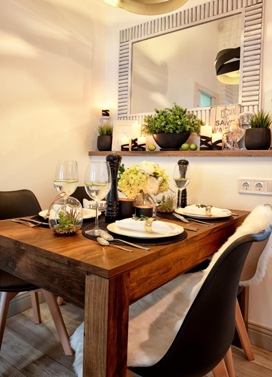 Scandinavian Style Of Lux Apartments In 리비프 외부 사진