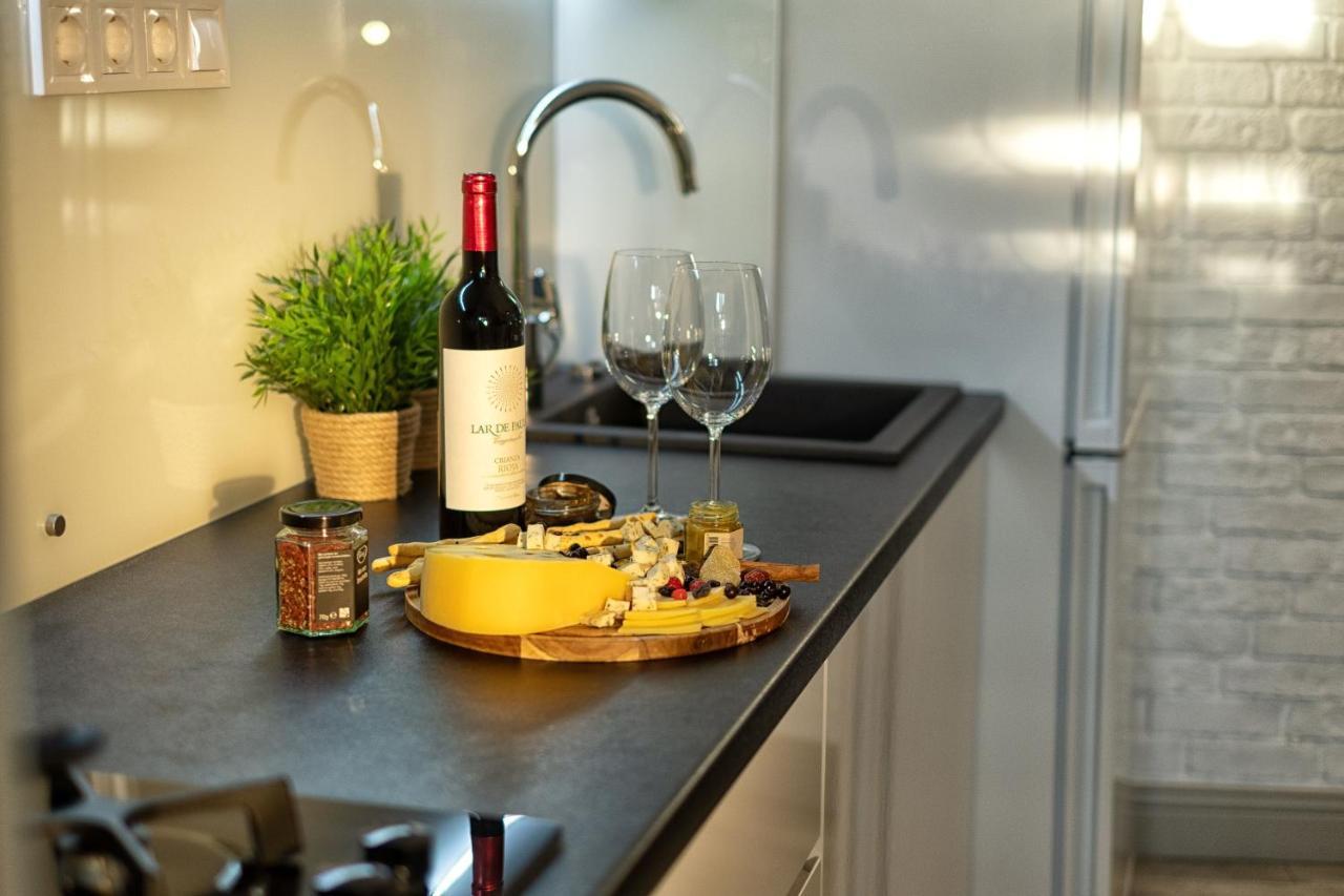 Scandinavian Style Of Lux Apartments In 리비프 외부 사진